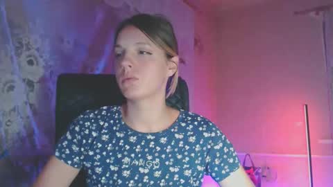 Sonya online show from September 2025 09:19:02 PM