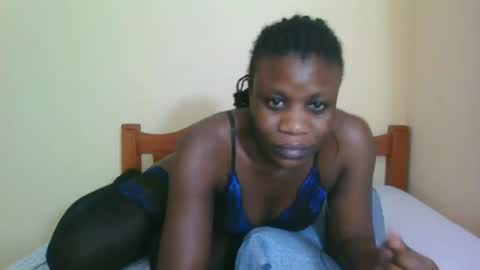 Snapshot of babyrozillah chatting on June 2026 07:13:01 PM PRISCILLAH online show from June 2026 07:13:01 PM