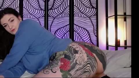 Snapshot of backtatava chatting on January 2025 02:37:02 AM Ava online show from January 2025 02:37:02 AM