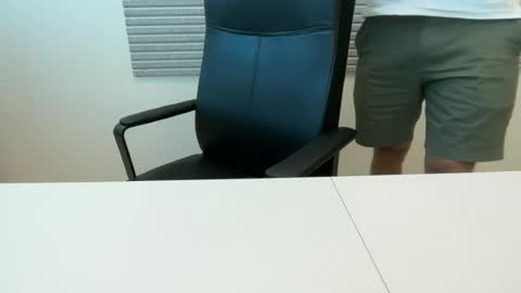 backtoureon online show from July 2026 03:03:02 PM