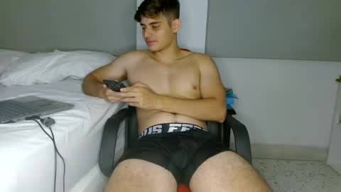 Snapshot of badbunny_69_ chatting on February 2025 05:53:02 AM badbunny_69_ online show from February 2025 05:53:02 AM
