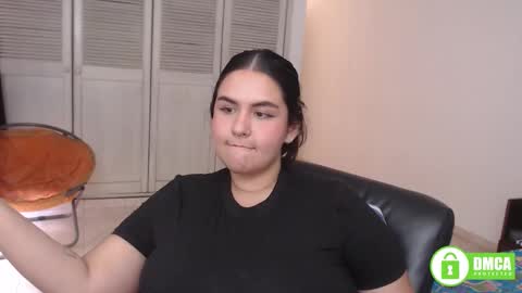 want custom text me through my snap 3  online show from January 2026 04:23:01 PM