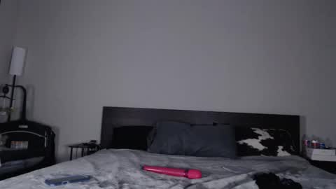 BaddiexM online show from April 2026 03:04:02 AM