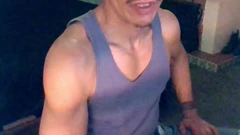 Snapshot of badhombremx chatting on March 2025 02:29:01 AM Mexican livin Off the Wall online show from March 2025 02:29:01 AM