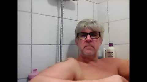 baggelina75 online show from February 2025 06:32:02 PM