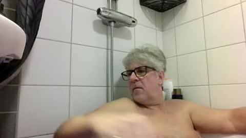 baggelina75 online show from February 2026 08:51:02 PM