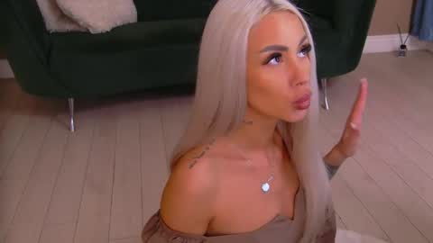 bailey_rush online show from April 2026 06:14:02 PM