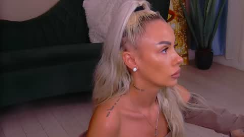 bailey_rush online show from July 2026 05:17:01 PM