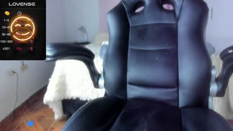 IM BAILEY online show from February 2025 11:20:02 PM