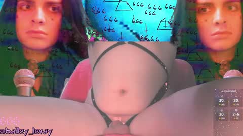 Bailey Levay online show from February 2025 12:39:01 AM
