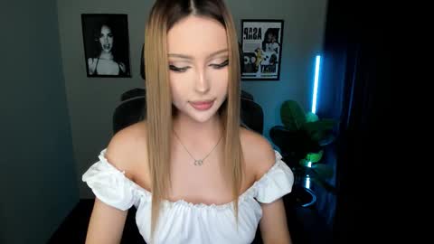 Baklajan online show from November 2025 05:44:01 PM