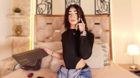 ballesteros_ online show from December 2025 03:33:01 AM