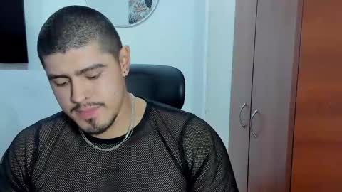 Andres -  online show from December 2025 02:26:01 PM