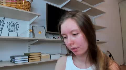 Kira online show from March 2026 04:24:02 PM