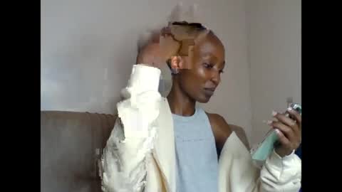 Snapshot of bambi_bunnie chatting on June 2026 09:05:02 PM Bambi online show from June 2026 09:05:02 PM