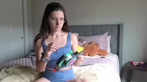 Snapshot of bambifarrina chatting on October 2025 04:17:02 PM bambifarrina online show from October 2025 04:17:02 PM