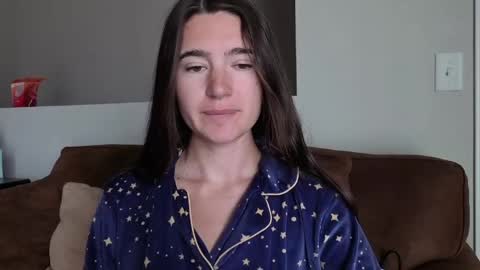 bambifarrina online show from May 2026 02:35:01 PM