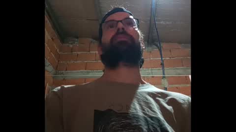 Ezequiel online show from October 2025 01:28:01 AM