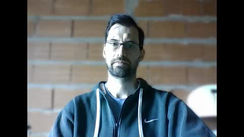 Ezequiel online show from November 2025 04:18:02 PM