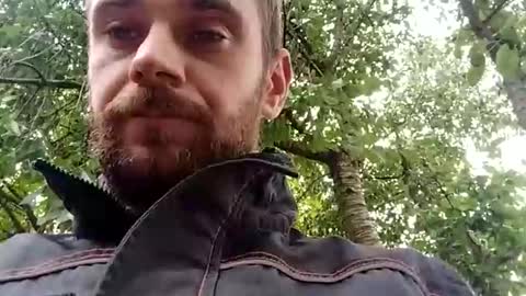 Snapshot of bananek98 chatting on October 2025 08:23:01 AM bananek online show from October 2025 08:23:01 AM