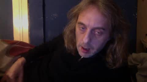 Snapshot of bangintoleather chatting on December 2024 02:31:02 AM bangintoleather online show from December 2024 02:31:02 AM