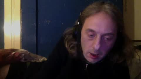 Snapshot of bangintoleather chatting on January 2025 03:16:01 AM bangintoleather online show from January 2025 03:16:01 AM