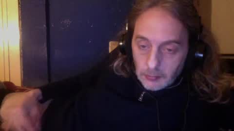 Snapshot of bangintoleather chatting on March 2025 12:59:01 AM bangintoleather online show from March 2025 12:59:01 AM