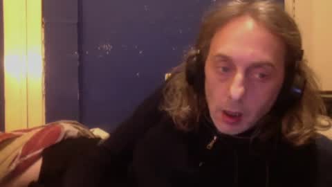 Snapshot of bangintoleather chatting on March 2025 03:18:02 AM bangintoleather online show from March 2025 03:18:02 AM