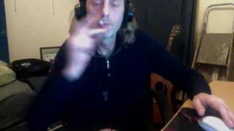 Snapshot of bangintoleather chatting on September 2025 03:07:02 AM bangintoleather online show from September 2025 03:07:02 AM