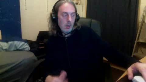 Snapshot of bangintoleather chatting on October 2025 03:06:02 AM bangintoleather online show from October 2025 03:06:02 AM