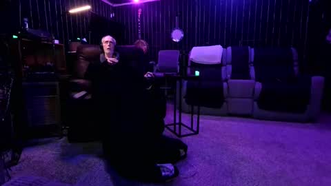 BANJOEY online show from March 2026 02:15:01 AM