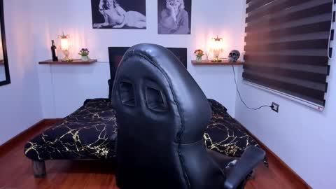 Snapshot of barbara_joness chatting on October 2025 07:55:02 PM Barbara online show from October 2025 07:55:02 PM