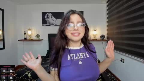 Snapshot of barbara_joness chatting on October 2025 07:58:02 PM Barbara online show from October 2025 07:58:02 PM