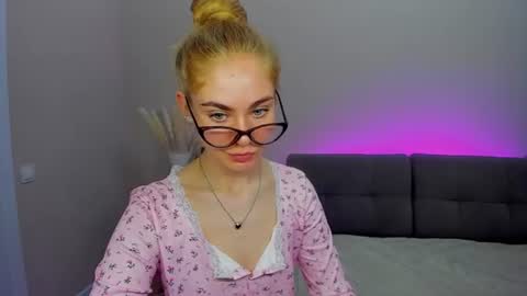BarbaraChic online show from August 2026 08:50:01 AM