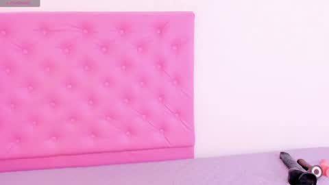 Snapshot of barbarahills_21 chatting on January 2025 10:37:01 PM Barbie Hills online show from January 2025 10:37:01 PM