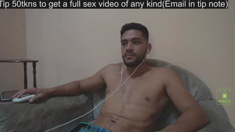 Ruben-Mei online show from October 2025 04:26:01 PM