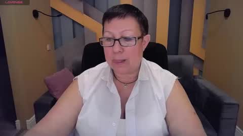 Snapshot of barbaraturners chatting on December 2024 10:09:02 PM barbaraturners online show from December 2024 10:09:02 PM