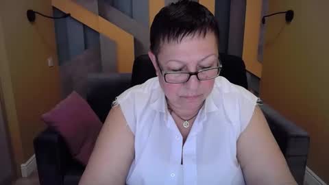 Snapshot of barbaraturners chatting on December 2024 01:28:01 AM barbaraturners online show from December 2024 01:28:01 AM