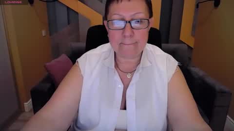 Snapshot of barbaraturners chatting on December 2024 11:18:01 PM barbaraturners online show from December 2024 11:18:01 PM