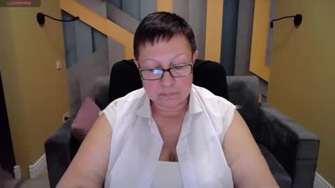 Snapshot of barbaraturners chatting on December 2024 09:50:01 PM barbaraturners online show from December 2024 09:50:01 PM