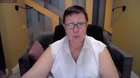 Snapshot of barbaraturners chatting on December 2024 03:03:02 AM barbaraturners online show from December 2024 03:03:02 AM