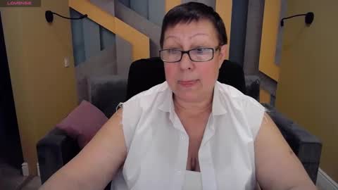 Snapshot of barbaraturners chatting on December 2024 12:46:02 AM barbaraturners online show from December 2024 12:46:02 AM