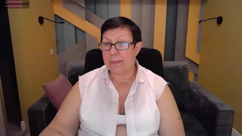 Snapshot of barbaraturners chatting on January 2025 02:06:01 AM barbaraturners online show from January 2025 02:06:01 AM