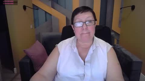 Snapshot of barbaraturners chatting on February 2025 04:15:02 AM barbaraturners online show from February 2025 04:15:02 AM