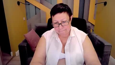 Snapshot of barbaraturners chatting on February 2025 09:27:02 PM barbaraturners online show from February 2025 09:27:02 PM