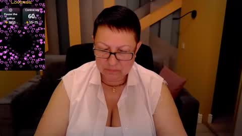 Snapshot of barbaraturners chatting on March 2025 10:54:01 PM barbaraturners online show from March 2025 10:54:01 PM