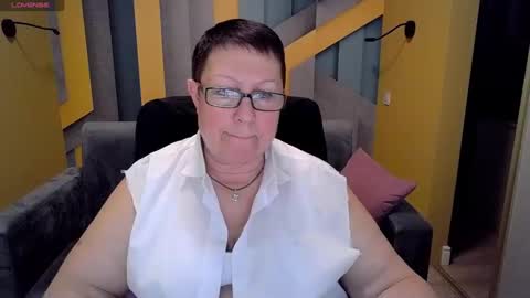 Snapshot of barbaraturners chatting on March 2025 01:06:01 AM barbaraturners online show from March 2025 01:06:01 AM