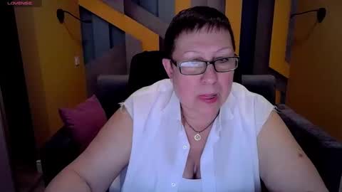 Snapshot of barbaraturners chatting on March 2025 06:55:01 PM barbaraturners online show from March 2025 06:55:01 PM