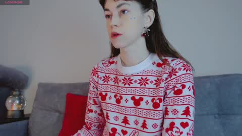 Snapshot of barbarian_girl chatting on December 2024 11:39:02 AM Amina online show from December 2024 11:39:02 AM