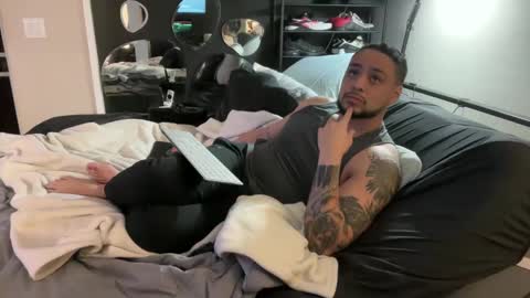 Snapshot of barbic chatting on December 2024 02:31:02 AM Barbic online show from December 2024 02:31:02 AM